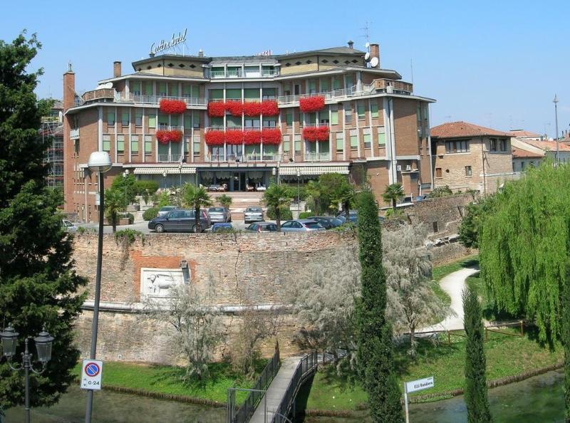Hotel Carlton Treviso Eksteriør billede